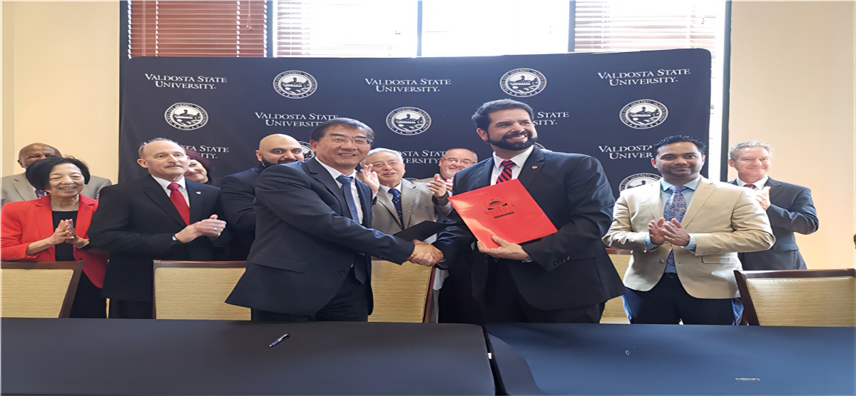 我校与瓦尔多斯塔州立大学达成合作共识